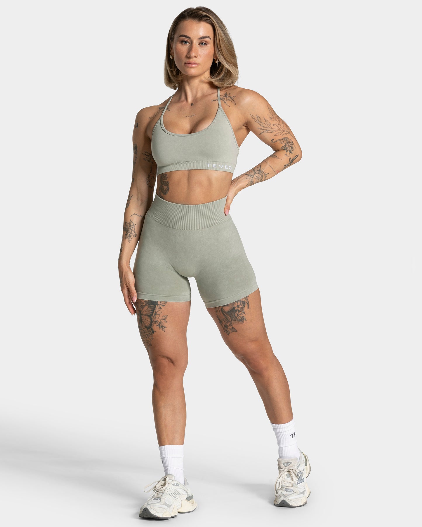 Acid Covert Scrunch Short "Salbei"