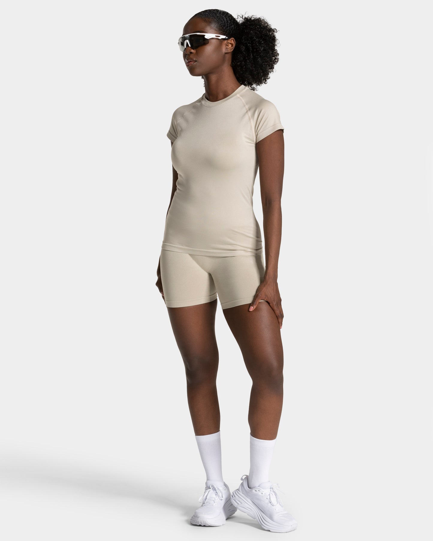 Endorphin Sculpt Scrunch Shorts "Latte"