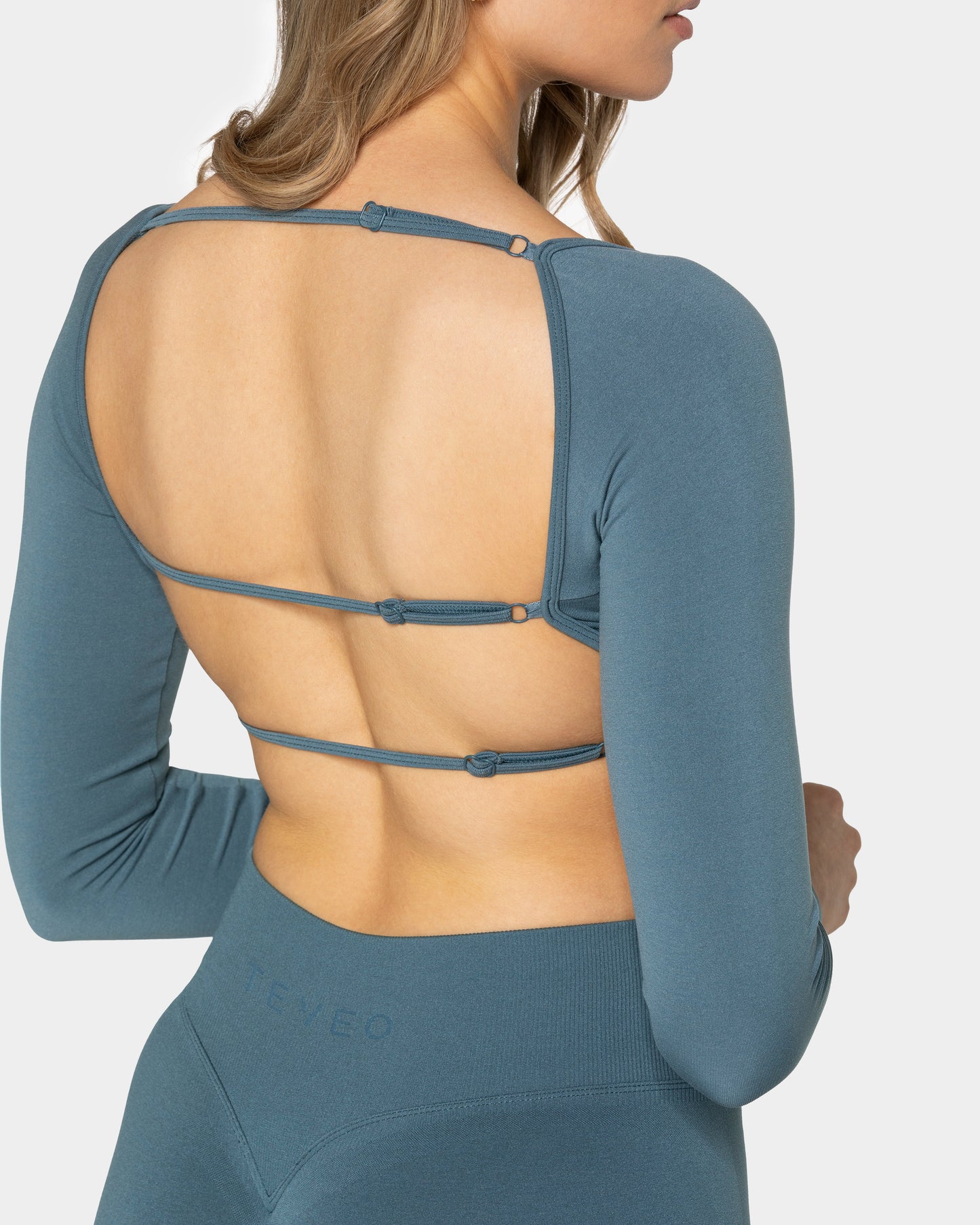 Femme Backless Longsleeve ‘Teal’
