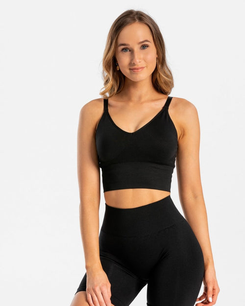 Essential V-Top