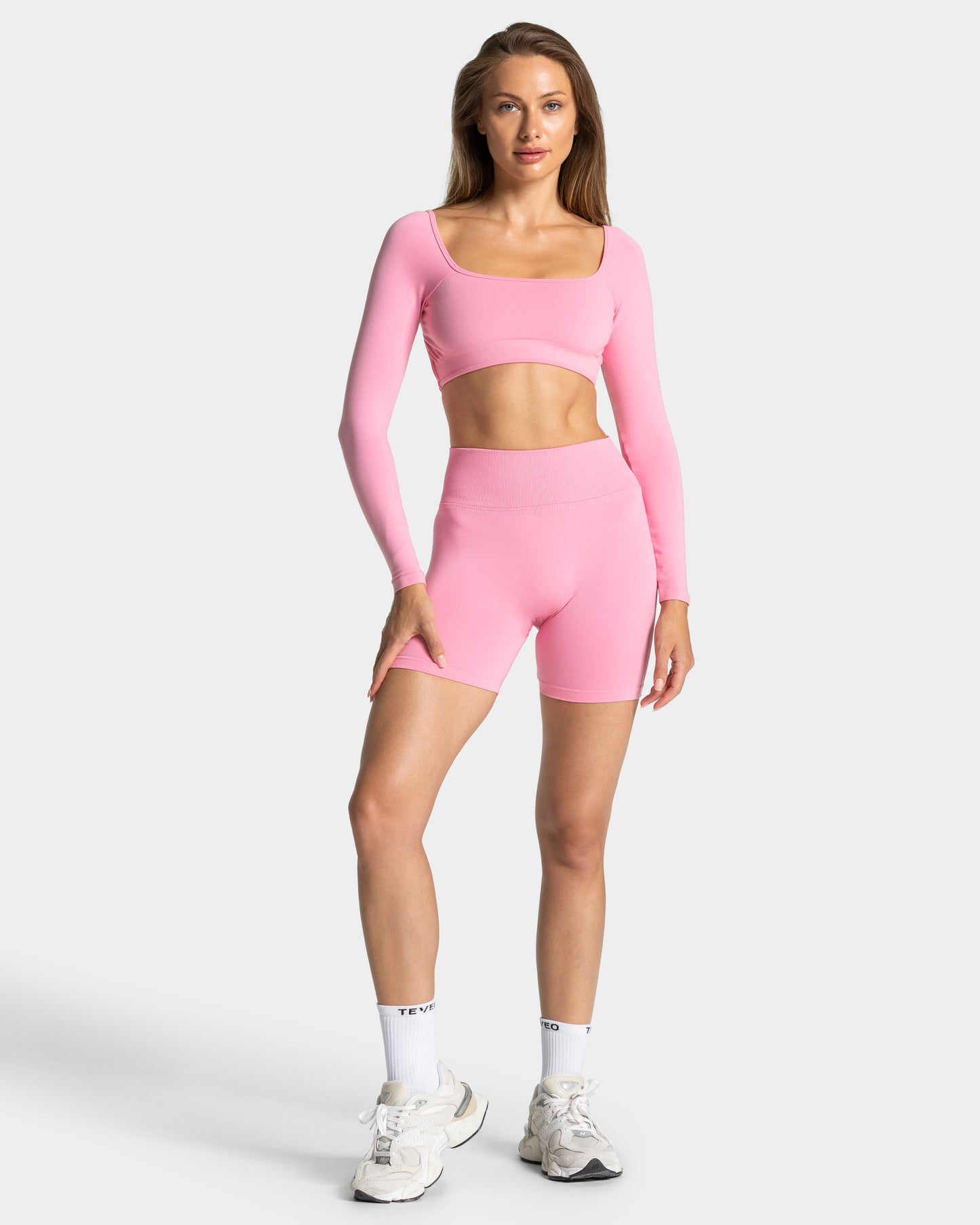 Femme Sculpt Scrunch Short "Pink"