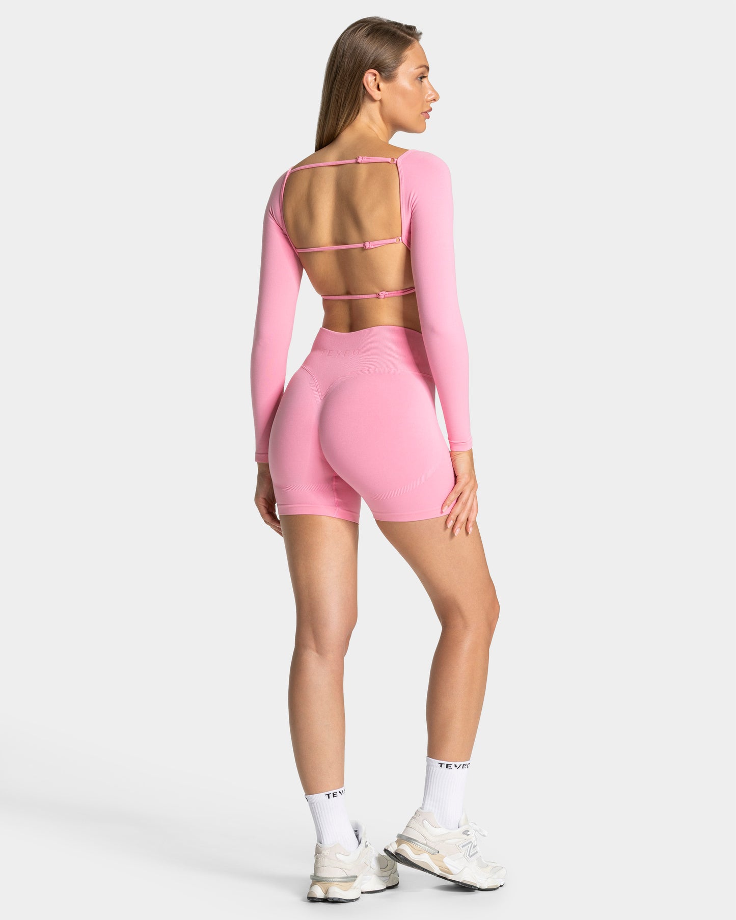 Femme Sculpt Scrunch Short "Pink"