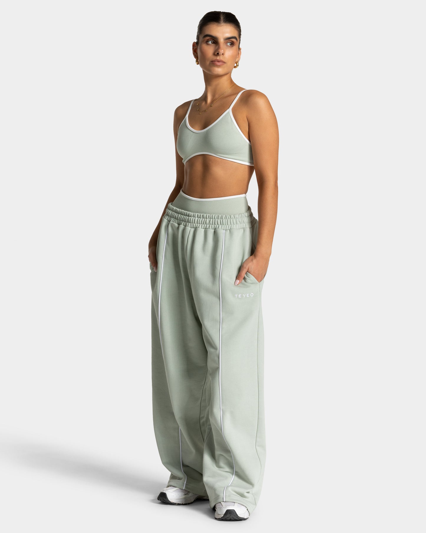 Joggers Ignite Wide Leg “Pistacchio”