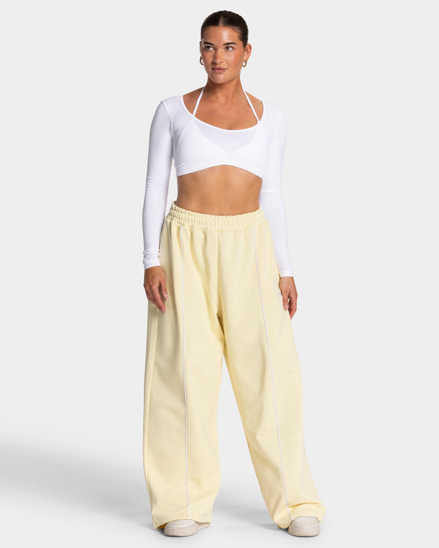 Accendi Jogger a gamba larga "Butter Yellow"